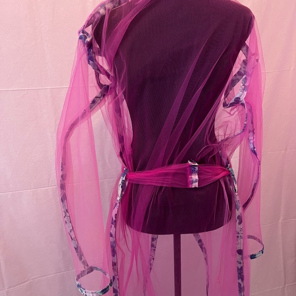 Custom Sheer coat - Picture 2 of 2
